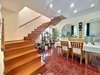 Tahitótfalu Family House 7