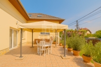 Tahitótfalu Family House 1