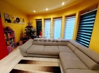 Inárcs 家庭别墅 2