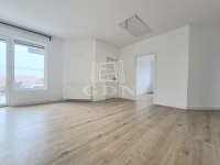 Pécel 双面别墅 14