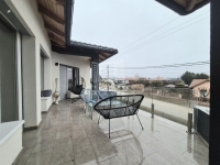 Pécel 双面别墅 23