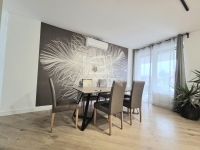 Pécel 双面别墅 4