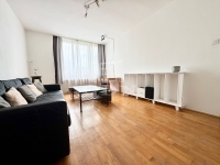 Szentendre Lakás (csúsztatott zsalu) 1