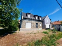 出卖 双面别墅 Vecsés, 121m2