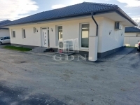 Szombathely 家庭别墅 1