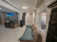 Pécel 家庭别墅 7