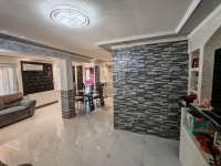 Pécel 家庭别墅 9