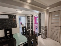 Pécel 家庭别墅 12