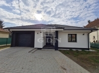 For sale family house Budapest XVI. district, 182m2