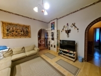 Pécel 家庭别墅 5