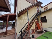 Pécel 家庭别墅 12