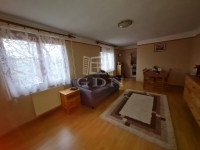 Pécel 家庭别墅 15