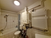 Pécel 家庭别墅 21