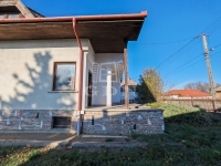 Tápiószecső Family House 3