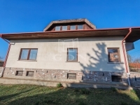 Tápiószecső Family House 1