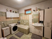 Pécel Flat (brick) 13