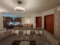 Pécel Flat (brick) 17