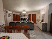 Pécel Flat (brick) 16