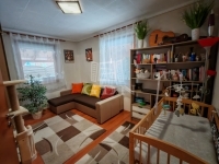 Pécel 双面别墅 11