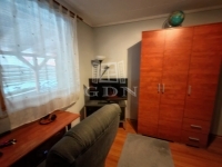 Pécel 双面别墅 16