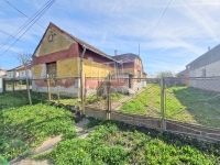 Petrikeresztúr 家庭别墅 0