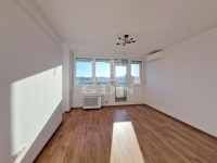 Zalaegerszeg Apartment (Sliding shutter) 9