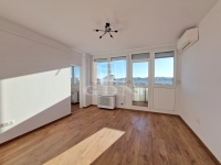 Zalaegerszeg Apartment (Sliding shutter) 10