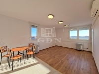 Zalaegerszeg Apartment (Sliding shutter) 2