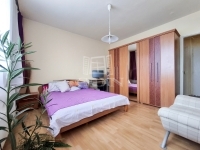 Zalaegerszeg 公寓房（百叶窗） 4