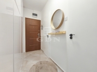 Zalaegerszeg Lakás (csúsztatott zsalu) 26