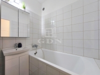 Zalaegerszeg Lakás (csúsztatott zsalu) 25