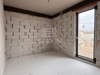 Áporka Совмещенный дом 8