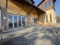 Diósd Üzlethelyiség 15