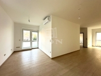 Kaposvár Flat (brick) 10