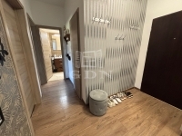 Komárom 公寓房（砖头） 2