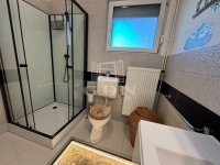 Komárom 家庭别墅 5