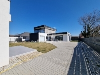 Eladó családi ház Székesfehérvár, 213m2
