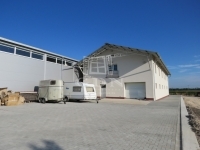 Kiadó raktár Seregélyes, 390m2