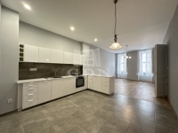 出卖 公寓房（砖头） Székesfehérvár, 115m2