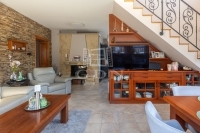 Pákozd Family House 0