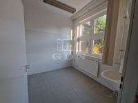 Székesfehérvár Birouri 8