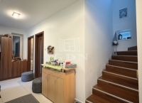 Sárbogárd 家庭别墅 11