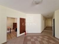 Székesfehérvár Birouri 11