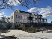 出租 商业用 - 店铺 Gárdony, 43m2