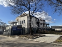 Gárdony 商业用 - 店铺 3