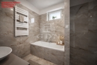 Úrhida Családi ház 13