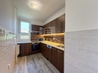 Kiadó lakás (csúsztatott zsalu) Székesfehérvár, 55m2