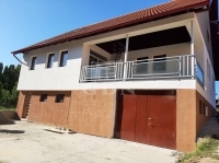 Продается частный дом Biatorbágy, 251m2