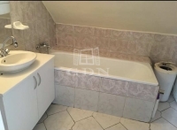 Hatvan 家庭别墅 7