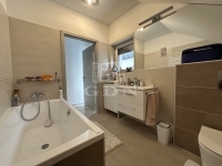 Pilisvörösvár 双面别墅 23